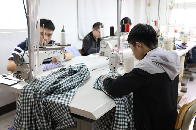 太阳成集团tyc7111cc_这款军舰第18艘已下水，是海军节最好的礼物