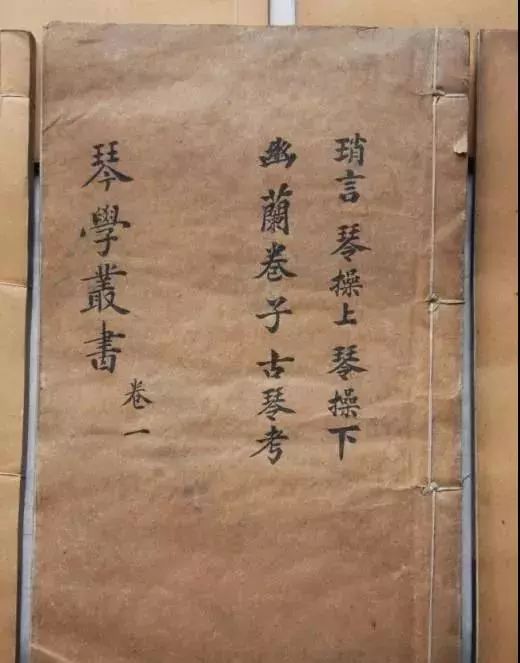 【太阳成集团tyc7111cc】头等舱乘客吃完飞机餐腹泻称南航应改名难行