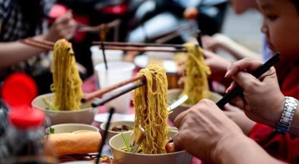 太阳成集团tyc7111cc-美军电磁弹射400架次就出问题 中国电弹上千次无故障